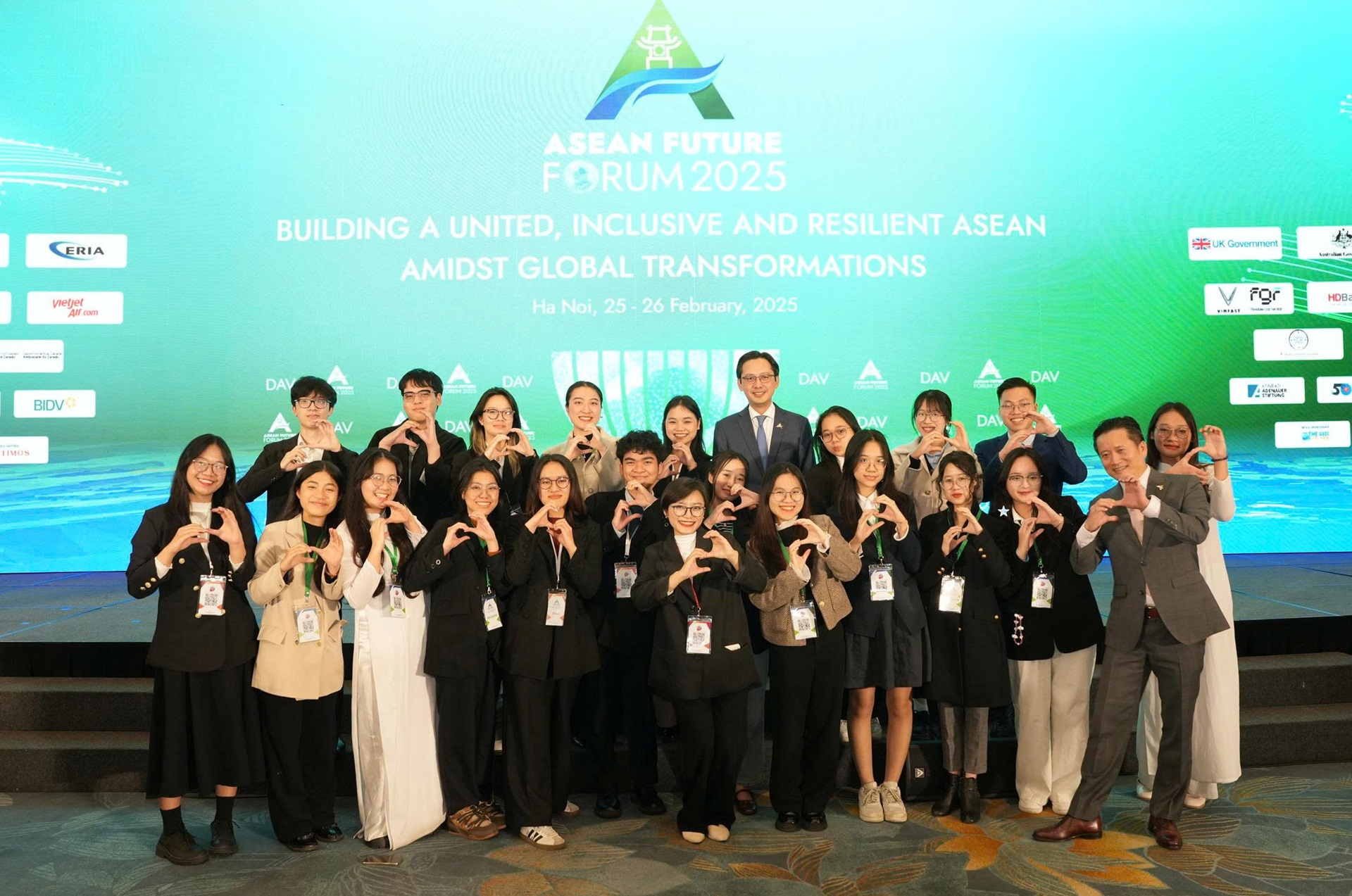 Galileo Society - câu lạc bộ sinh viên “3 đề cao, 1 tôn trọng”

